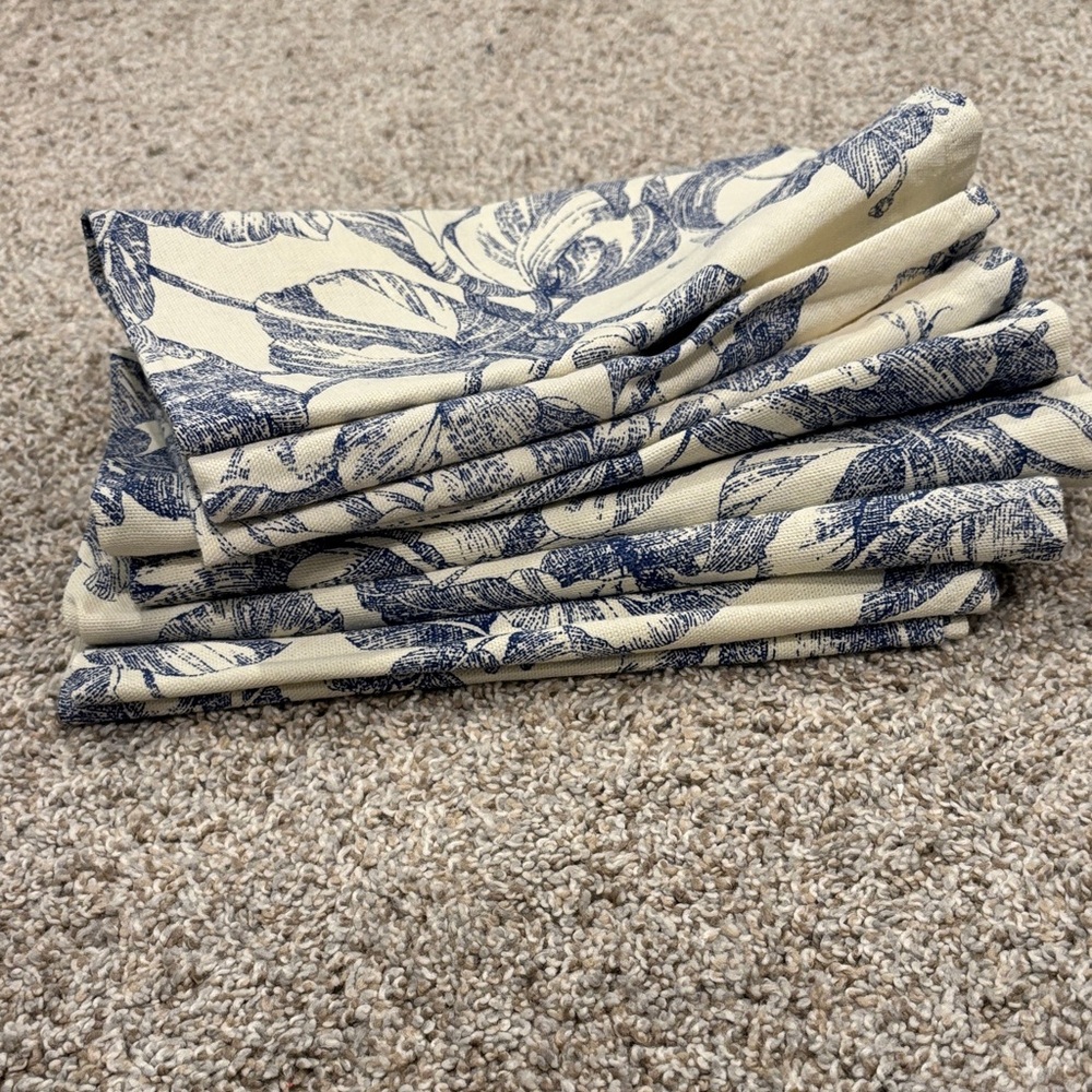 Waverly Blue and Cream Floral Fabric Napkins
Set of 6